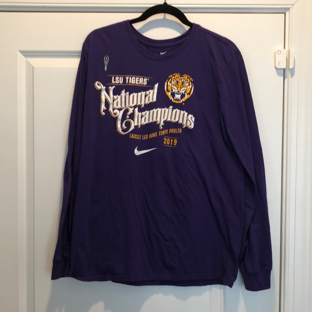 Nike LSU Tigers National Champions Purple Long Sleeve Shirt, Size L